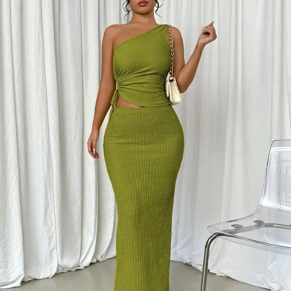 Olive Green Elegant Women's Cutout Drawstring Blouse And Mini Skirt - Picture 5 of 6